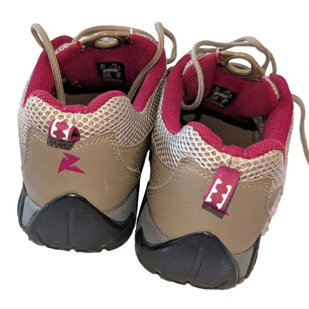 ECCO Womens 11-11.5 M (47) Ultra Terrain Hiking Shoes Brown & Wine Red Receptor